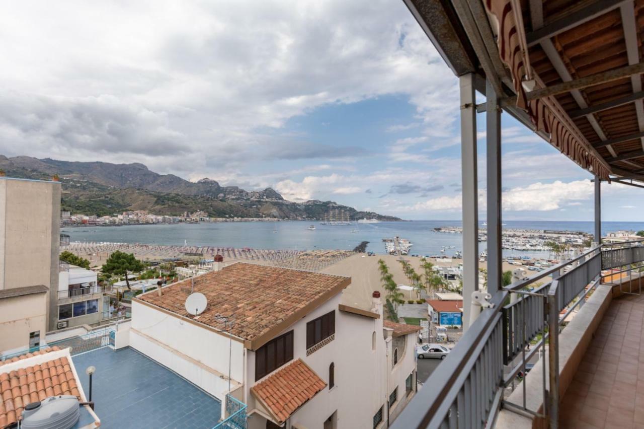 Belvedere Naxos 9 지아르디니낙소스 외부 사진